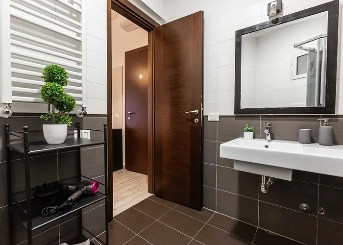 Renovated 2-bdr Flat Statuto - Zen 51 Apartament Rzym